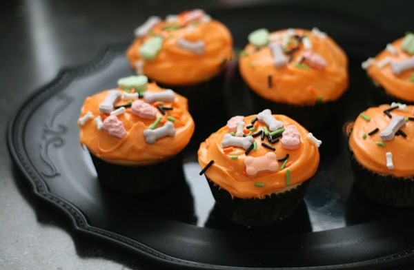 Halloween candy filled cupcakes
