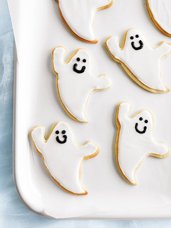 Halloween ghost cookies