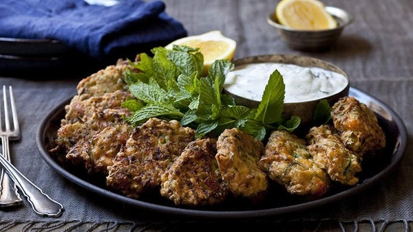 Haloumi and zucchini fritters