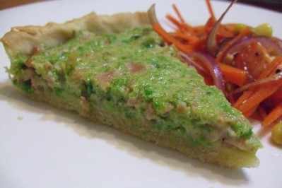 Ham & pea quiche