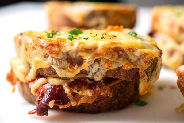 Ham and cheese croque with Dijon