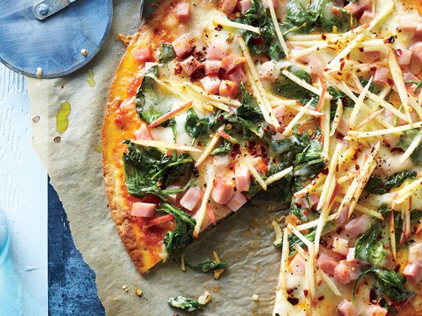 Ham and cheese pizza
