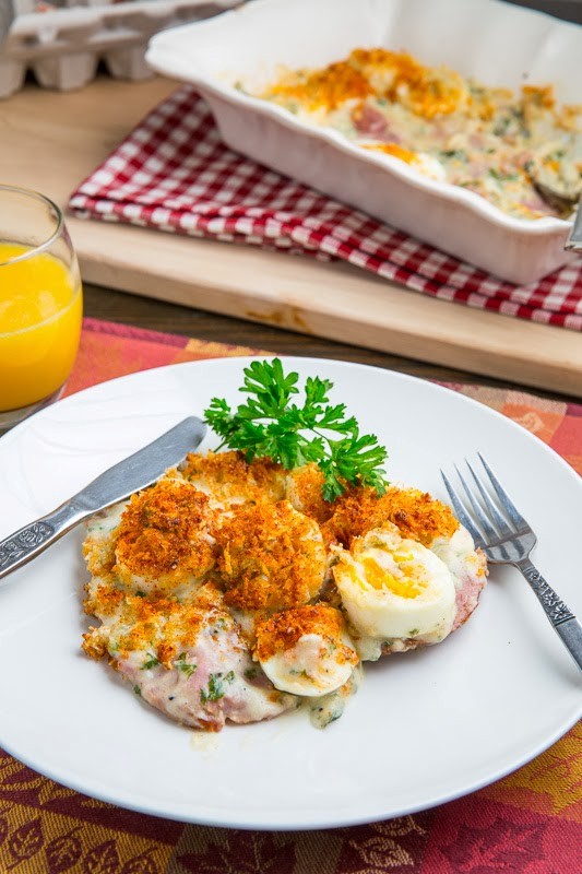 Ham and eggs au gratin