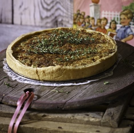 Ham and green olive tart