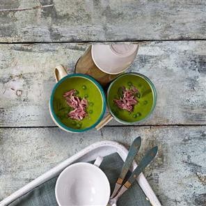 Ham and green pea soup