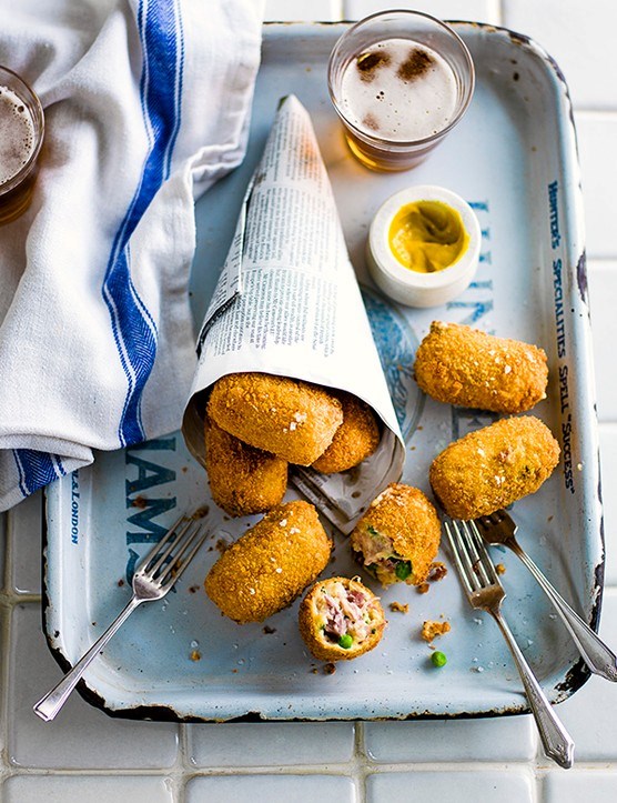 Ham and pea croquettes