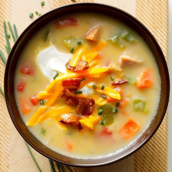 Ham, potato & pepper chowder 