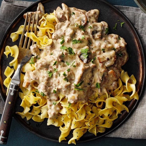 Hamburger Stroganoff with poppy seed noodles