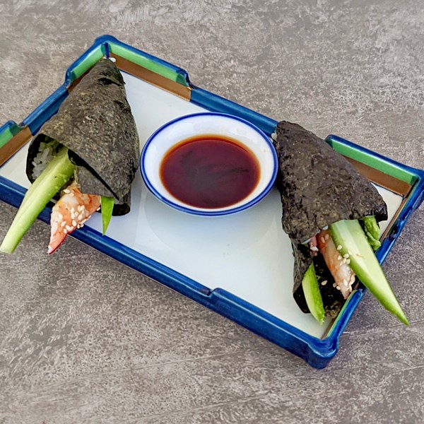Hand-rolled sushi cones (Temaki-zushi)