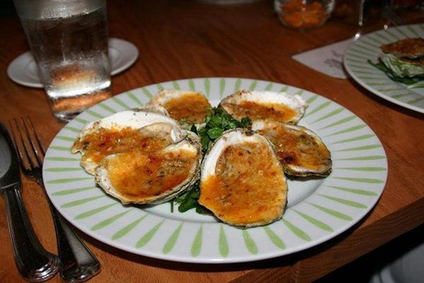 Hank's BBQ'd oysters, Hog Island style