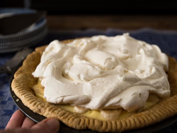 Happy Holly's banana cream pie