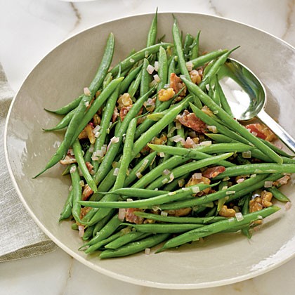 Haricots verts with warm bacon vinaigrette