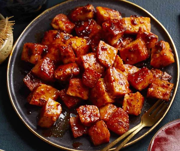 Harissa & honey halloumi bites