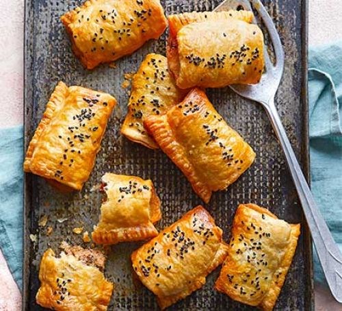 Harissa & lamb sausage rolls