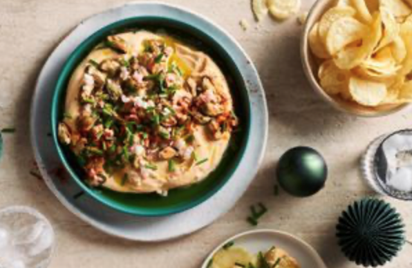 Harissa creme fraiche with smoked mussels and crisps