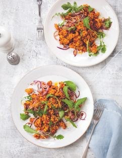 Harissa tofu scramble