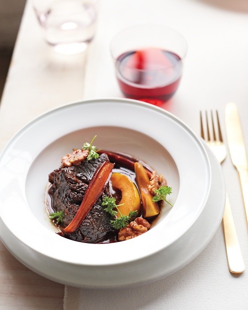 Haroset-braised short ribs
