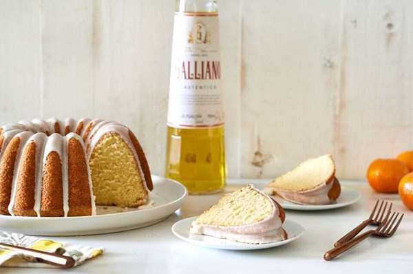 Harvey Wallbanger cake