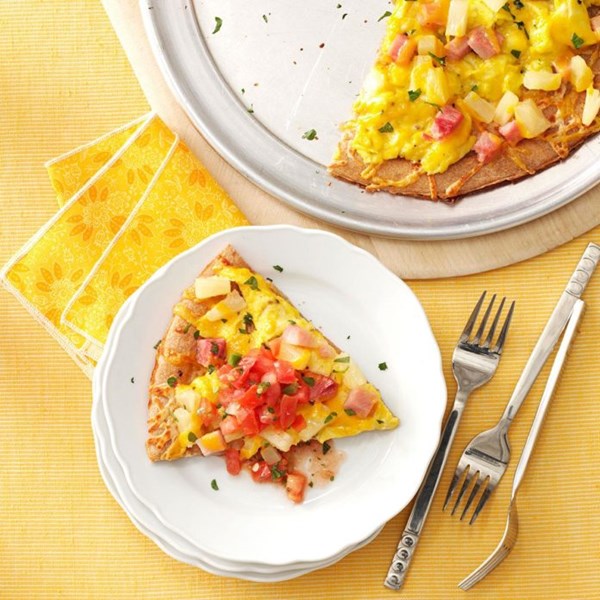 Hawaiian breakfast pizza