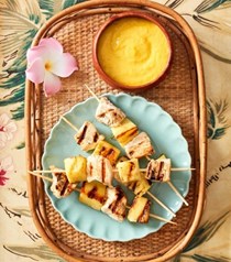 Hawaiian chicken-pineapple kebabs with mango sauce