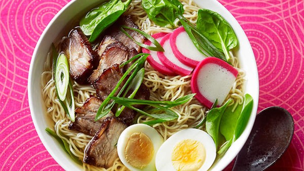 Hawaiian noodle soup (Saimin)