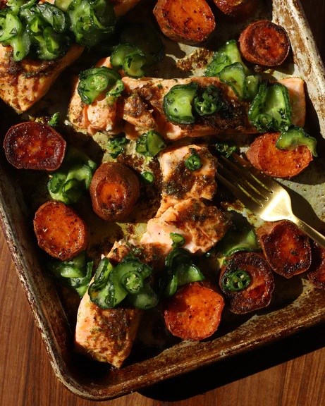 Hawaij-lime salmon & sweet potatoes