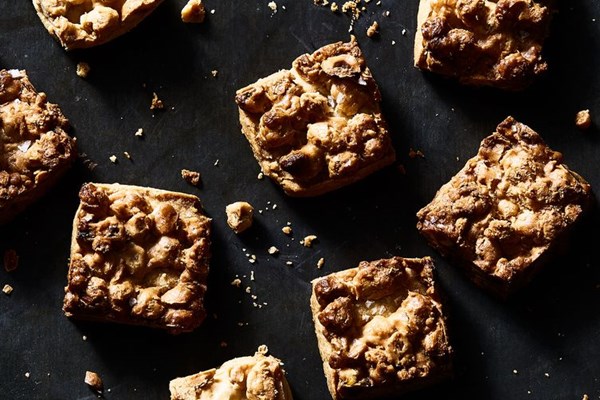 Hazelnut & caramel cookies