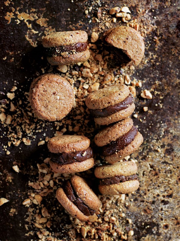 Hazelnut and chocolate cookie sandwiches