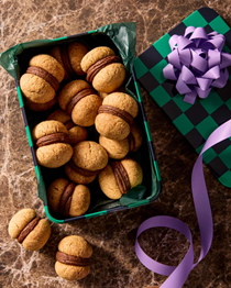 Hazelnut and chocolate kisses