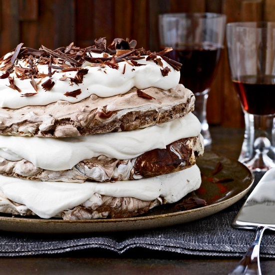 Hazelnut-and-chocolate meringue cake [Daniel Jasso]