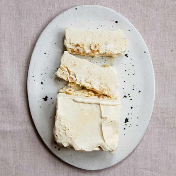Hazelnut and coffee fridge cake