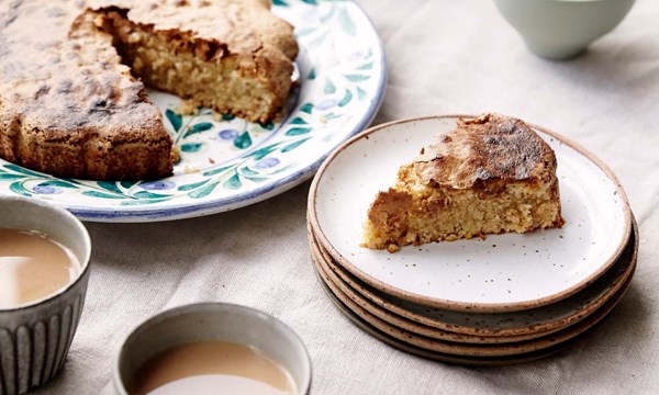 Hazelnut cake