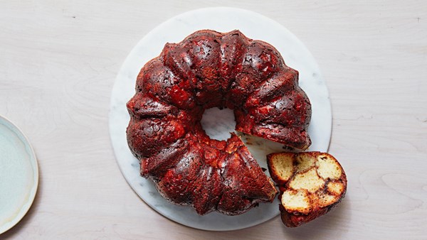 Hazelnut-chocolate-swirl monkey bread