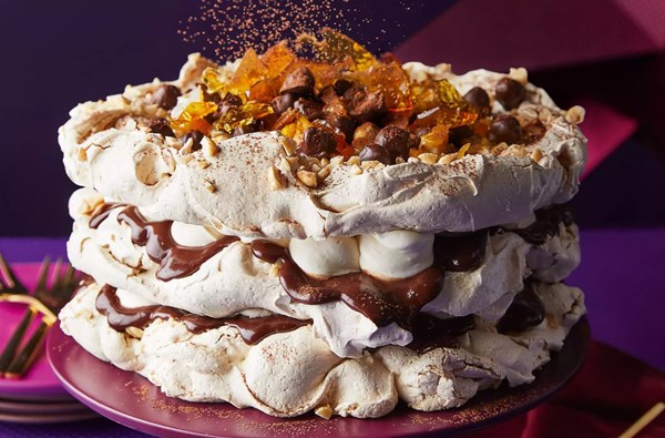 Hazelnut, coffee & chocolate meringue