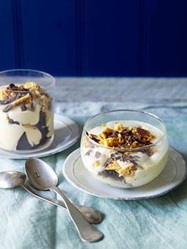Hazelnut mousse with honeycomb and chocolate