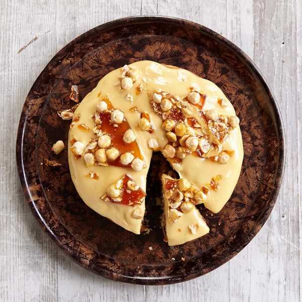Hazelnut toffee cake