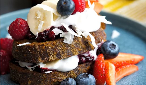 Healthy banana French toast