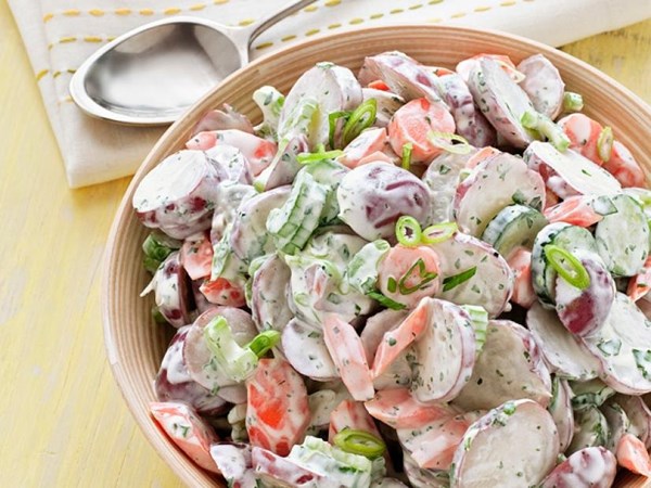 Healthy potato salad 