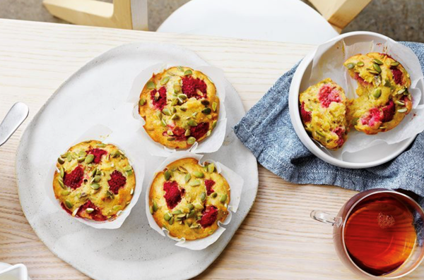 Healthy raspberry muffins