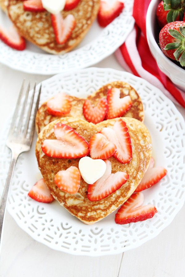 Heart pancakes