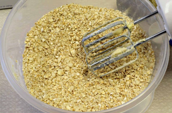 Hearty oat baking mix