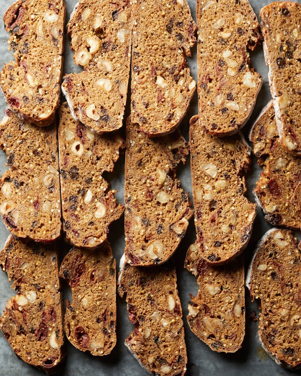 Hearty whole grain and yogurt boule