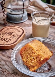 Heather honey steamed sponge