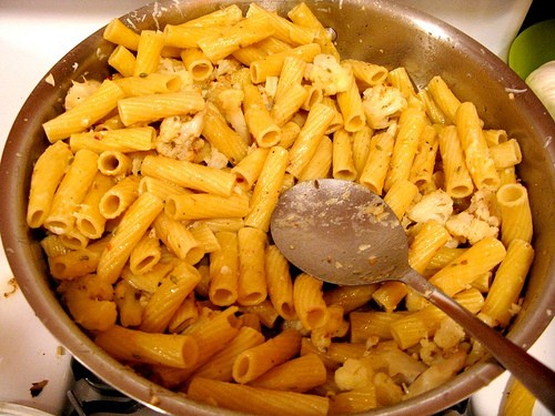 Heaven & hell cauliflower pasta