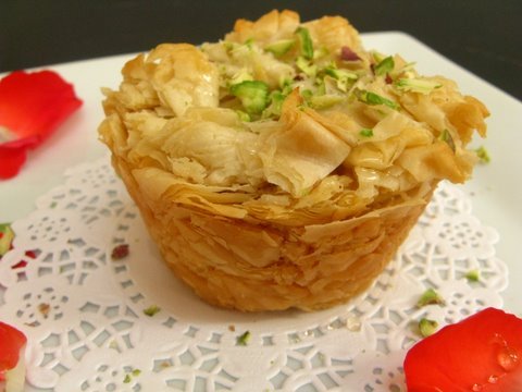 Heavenly kanafe.... a Syrian dessert made with ricotta & shredded filo dough