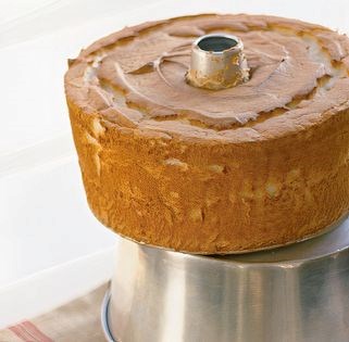 Heavenly vanilla bean angel food cake