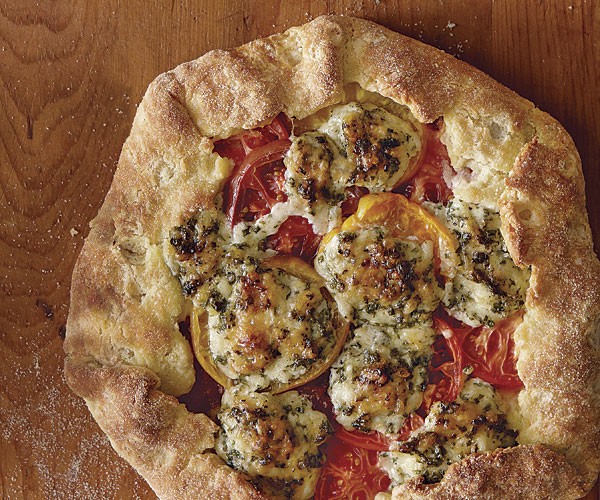 Heirloom tomato and cheese pie