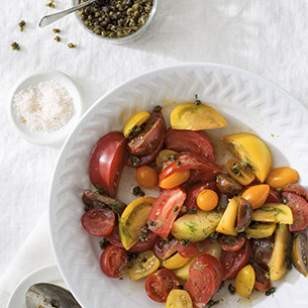 Heirloom tomato salad with fried capers