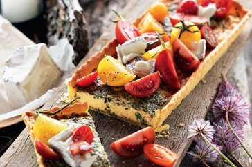 Heirloom tomato tart with Edith goat's cheese