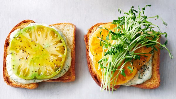 Heirloom-tomato tartines with garlic-parsley aioli